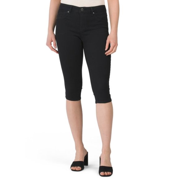1822 Denim Accessories 822 Denim Black Stretch Capris Poshmark